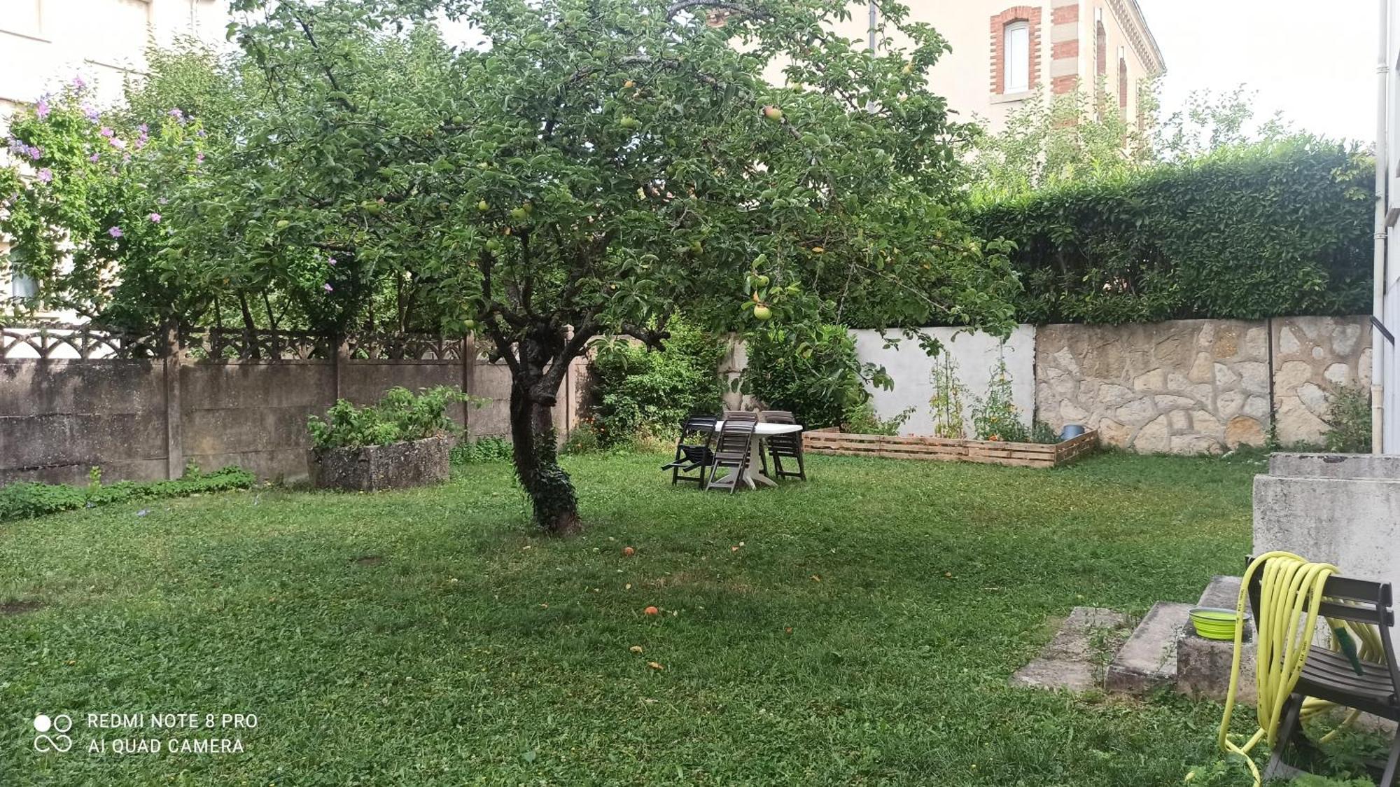 Appartement Cite De La Gastronomie ดีจอง ภายนอก รูปภาพ